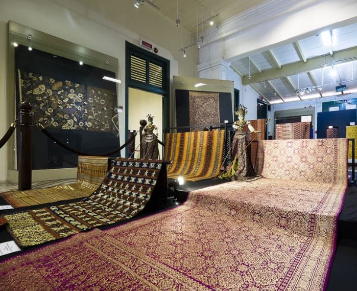 Wisata Edukasi Mengenal Sejarah Batik Sunda di Museum Tekstil Bandung