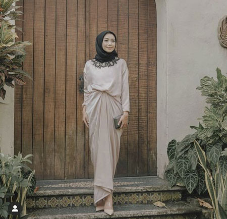 Outfit casual tapi elegan