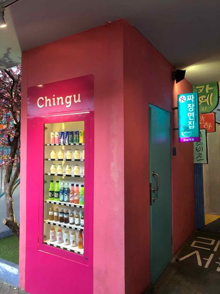 Restoran Chingu Korean Fan Cafe Makan Korea Halal Di Bandung, Makan Ditemani Dengan Lagu K-Pop