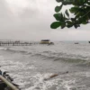 Pesona Pantai Sumedang Punya Spot Pemandangan Sama Kayak Pantai Pangandaran, Kamu Kapan Kesini?