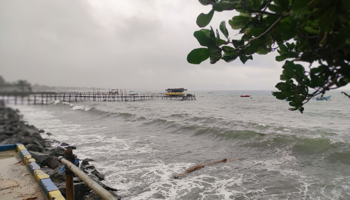 Pesona Pantai Sumedang Punya Spot Pemandangan Sama Kayak Pantai Pangandaran, Kamu Kapan Kesini?