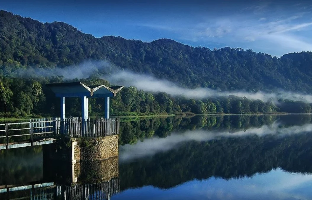 Pengalaman Memancing Seru di Danau Lembang Bak Pemandangan Di Film Lord Of The Rings