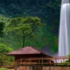 Menyusuri Keindahan Air Terjun Curug Cimahi Curug Pelangi Air Terjun Tertinggi di Bandung