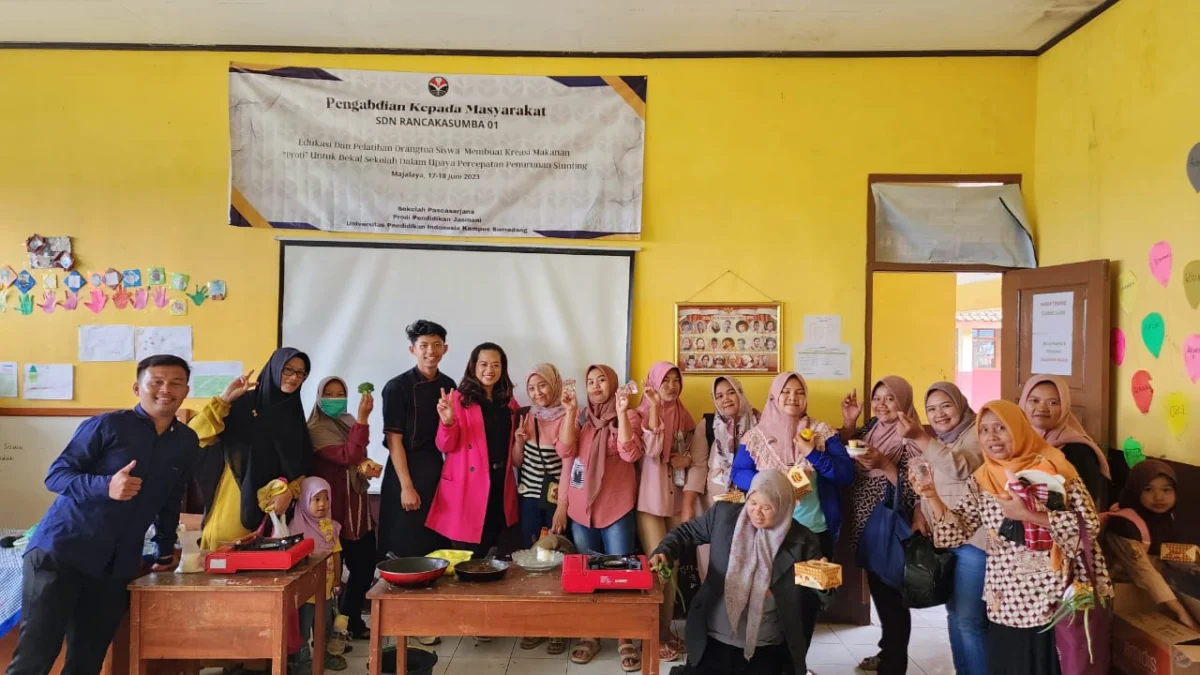 Edukasi Dan Pelatihan Orangtua Siswa  Membuat Kreasi Makanan  Proti Untuk Bekal Sekolah Dalam Upaya Percepatan Penurunan Stunting