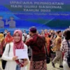 OPTIMIS: Kepala Sekolah Insan Sejahtera Sumedang, Khodijah Mustaqimah SE MSi., pada kegiatan Peringatan Hari Guru tahun lalu.