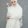 Inara Rusli resmi jadi janda cantik