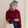 Yuk Cek Disini Baju Warna Merah Cocok dengan Jilbab Warna Apa Yak?