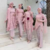 Brokat Pink Cocok dengan Jilbab Warna Apa?