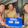 Indosat Sediakan Smart Watch untuk Pantau Kondisi Ibu Hamil : Upaya Turunkan Angka Stunting di Sumedang