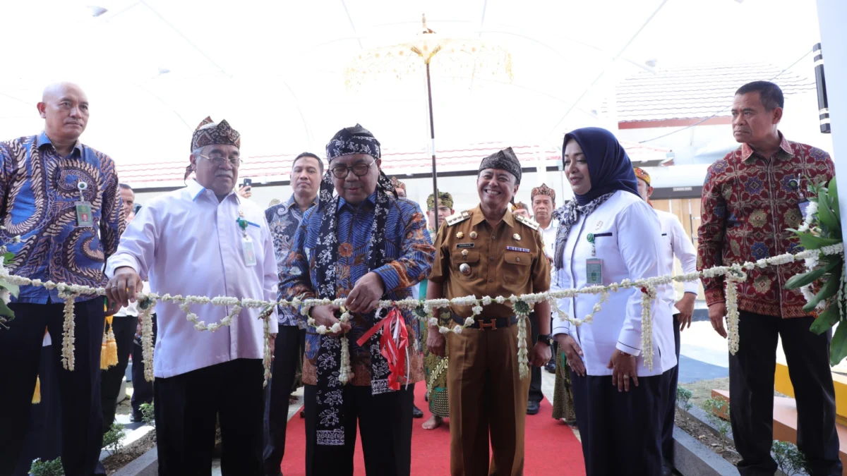 Ketua Mahkamah Agung RI Resmikan Gedung PTSP PN Sumedang