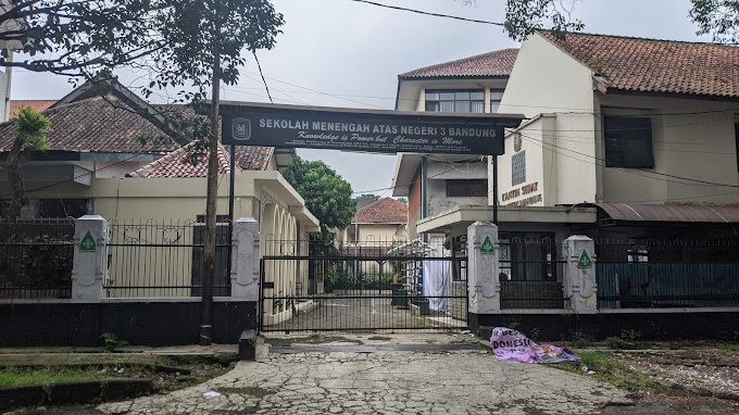 Kondisi Saat Ini Siswa SMAN 3 Bandung yang Loncat Dari Lantai 3