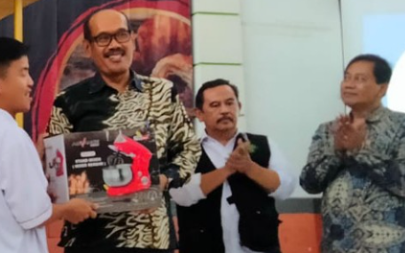 Penutupan Program PKW Level Platinum di LPKM