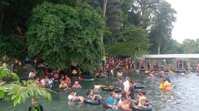 Mata Air Cikandung Sumedang Dilindungi Pohon Raksasa Berusia Ratusan Tahun