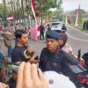 BERI KETERANGAN: Kepala Bidang Hubungan Masyarakat Kepolisian Daerah Jawa Barat, Kombes Ibrahim Tompo, memaparkan soal pembunuhan di Subang, saat menghadiri Ultah Brimob Polda Jabar di Jatinangor, baru-baru ini.