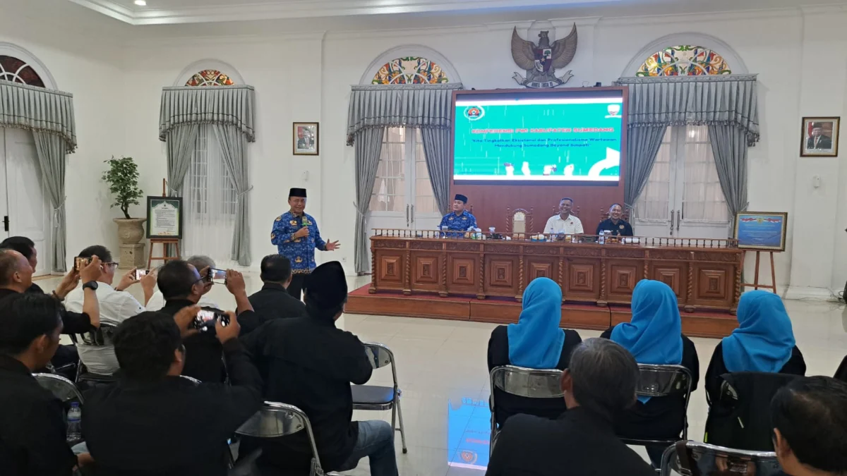 Pj Bupati Sumedang Ajak Wartawan Bahu Membahu Membangun Sumedang