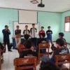 DAPATKAN PENCERAHAN: Siswa-siswi SMK Muhammadiyah 2 Sumedang mendapatkan pencerahan terkait kepemiluan di Aula kampus SMK Muhammadiyah 2 Sumedang Kabupaten Sumedang, baru-baru ini.