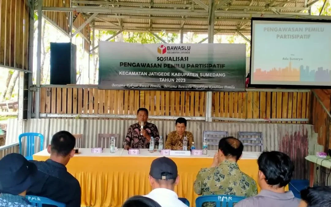 Panwascam Kecamatan Jatigede Melakukan Pengawasan Di Daerah Pelosok