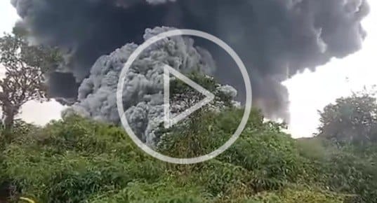 Video Detik Detik Erupsi Gunung Marapi Memuntahkan Lahar Panas di Padang