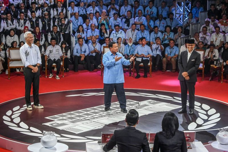 Debat perdana Capres jadi ajang saling serang