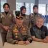 Pakar Komunikasi Dr Aqua Dwipayana Ingatkan Peran Strategis Petugas Satpol PP Perlu Didukung oleh Kemampuan Adaptasi Sosial Serta Keterampilan Komunikasi