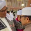 Didoakan Amanah, Cak Imin Bertemu Abuya Muhyiddin Sumedang di Nabawi