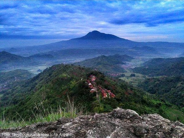 Desa Dayeuhluhur Desa Wisata Alam dan Religi Terkenal di Sumedang