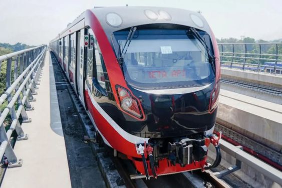 Perpanjangan Waktu Layanan Operasional LRT Jabodebek Mulai 16 Januari 2024