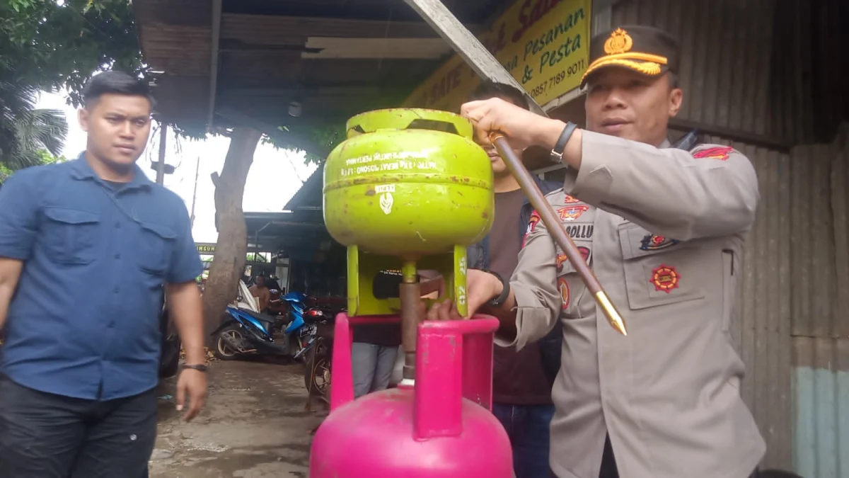 Kasus Oplos Gas LPG Subsidi Berhasil Diungkap Polres Sumedang