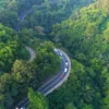 Kapolres Sumedang Himbau Warga Jangan Parkir dan Selfie di Bawah Tebing Cadas Pangeran