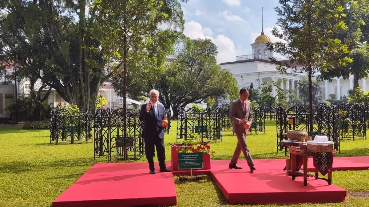 Jokowi Meet Up Bareng Xanana Gusmao, Ini yang Diobrolin