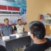 Panwas Kecamatan Darmaraja Awasi Pengesetan Logistik