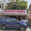 Nikmati Sensasi Kuliner Terbaik di Bandung Pempek Rama Tempat Legendaris dengan Kelezatan Sejak 1988