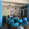 SEMANGAT: Kader Partai Gelora Kabupaten Sumedang saat mengikuti pelatihan Caleg di DPD Partai Gelora Sumedang, belum lama ini.