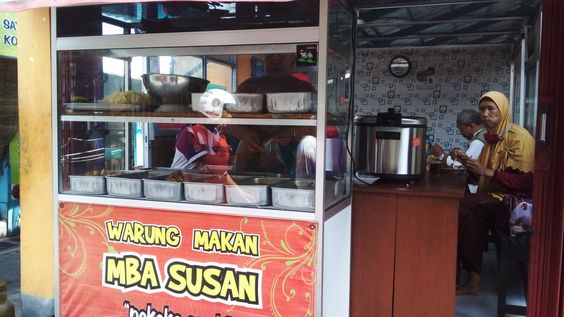 Apa Hukumnya Makan Dulu Baru Bayar di Warung Makan? Ini Kata Ulama