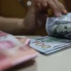 Nilai Tukar Rupiah Dikabarkan Melemah Melawan Dollar AS, Sekarang di Rp 15.550