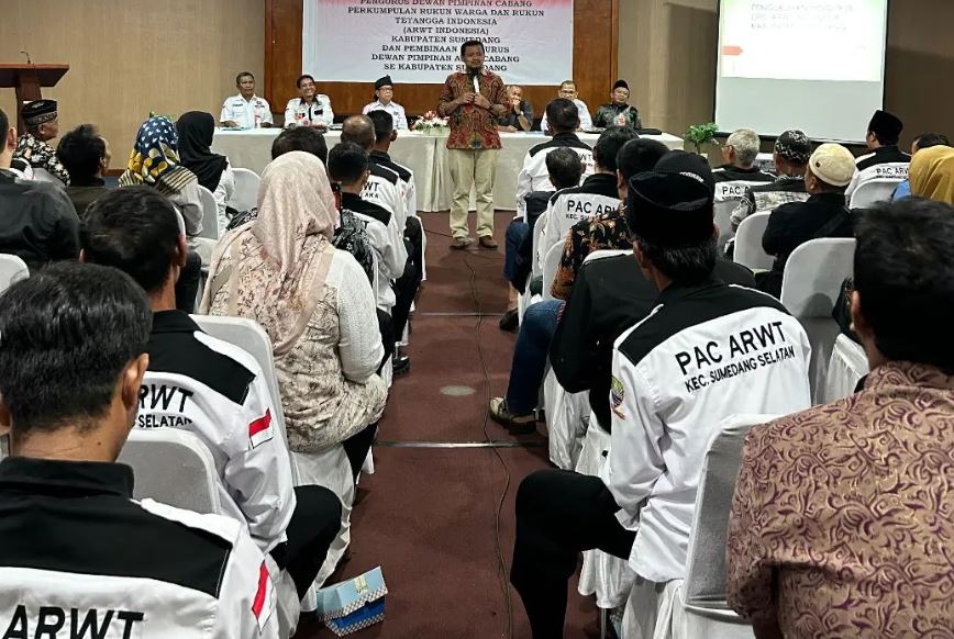 Penguatan Komunitas Melalui Pembinaan RT RW di ARWT Sumedang