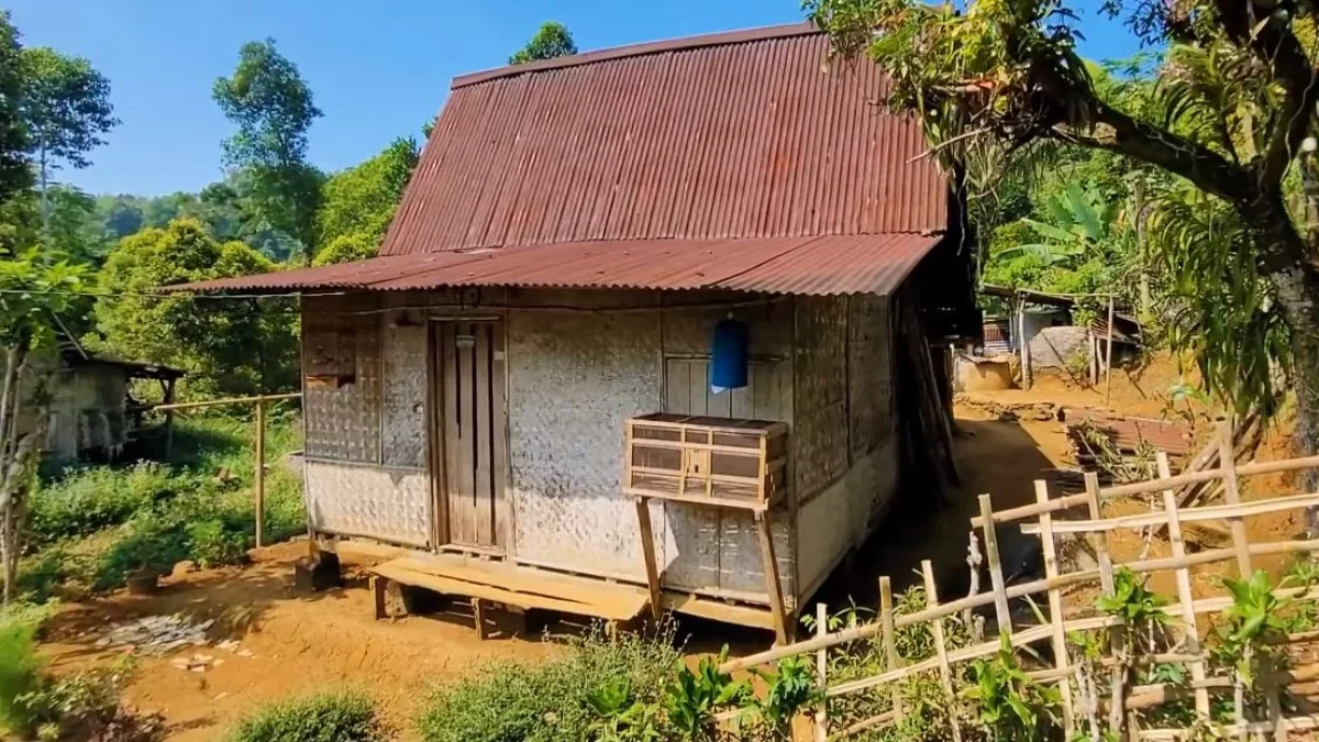 Kampung Adat Sempurmayung Sumedang, Kampung Adat Yang Pesonanya Semakin Pudar