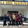 KOMPAK: Kepala Desa Padasuka, Gamis, seusai acara penyambutan kedatangan mahasiswa KKNT di Aula Desa Padasuka,