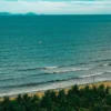 Cuma 3, Tapi Quotes Tentang Pantai Ini Deep Banget!