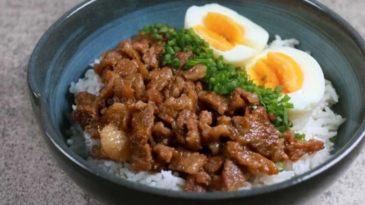 Resep Gyudon, Nikmatnya Sensasi Jepang di Rumah, Bukber Bawa Makan Ini Enak Kali Ya