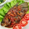 Resep Gurame Siram Bumbu Tiram Praktis untuk Hidangan Buka Puasa