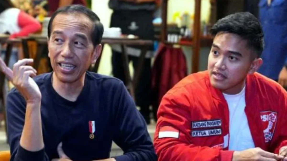 Presiden RI Joko Widodo dan Ketua Umum PSI Kaesang Pangarep, Foto : psi.id
