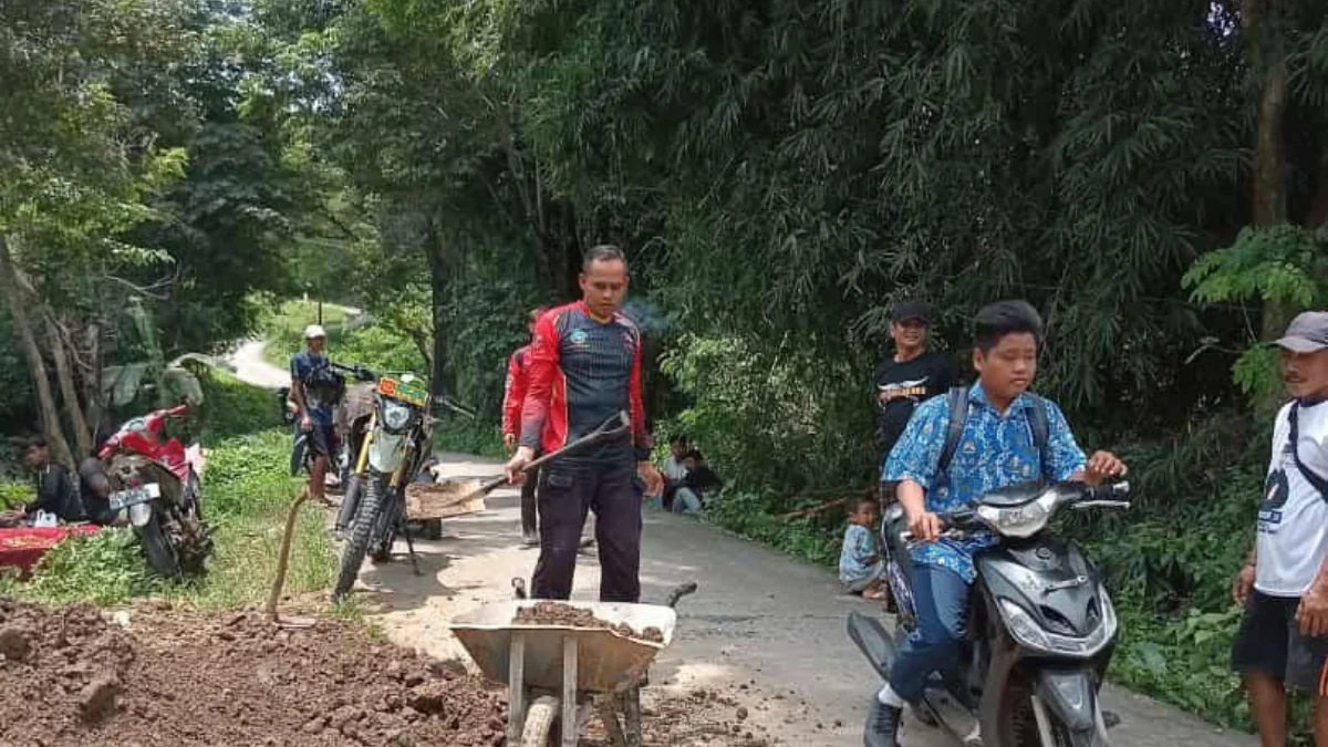 Jalan Rusak Memakan Korban