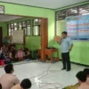 ANTUSIAS: Kepala SMPN 3 Sumedang, Drs Mulyawan MM., saat memberikan sambutan pada acara kegiatan pembukaan pes