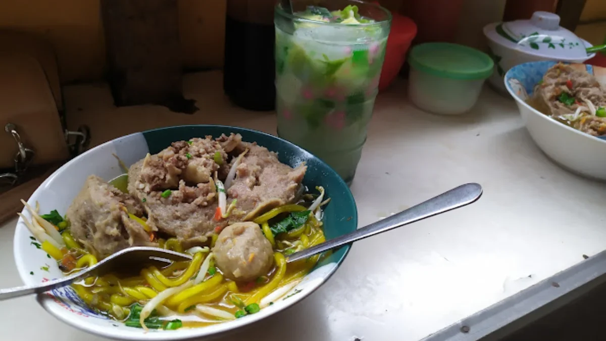 Mau Makan Bakso yang Enak di Sumedang, Berikut 5 Rekomendasi Tempat Makan Bakso Paling Maknyos di Sumedang