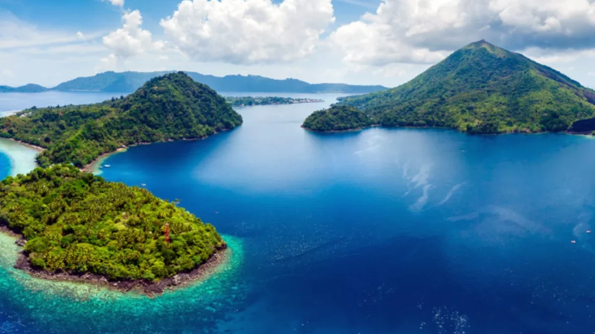 Menikmati Keindahan Bawah Laut di Banda Neira dengan Snorkeling dan Diving 