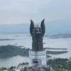 Plh Bupati Sumedang Memimpin Evaluasi Pembangunan Menara Kujang Sapasang