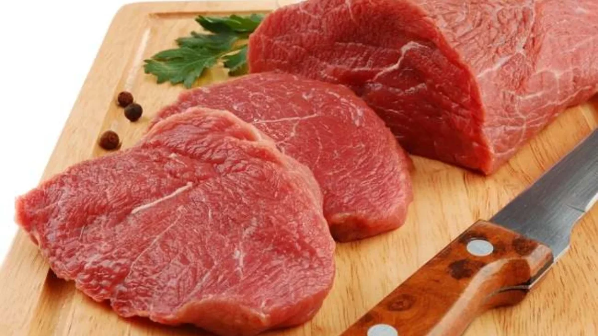 Pengecekan Kualitas Daging dan Ikan oleh Diskanak Sumedang