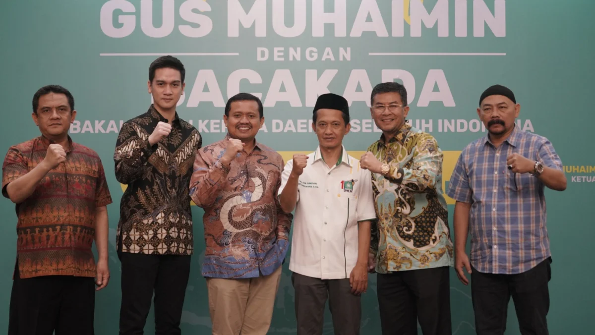 KETEMU KETUA UMUM: Dari kiri ke kanan: Yosep Rohimas, Muhammad Fajar Aldila, Dony Ahmad Munir, Didi Suhrowardi