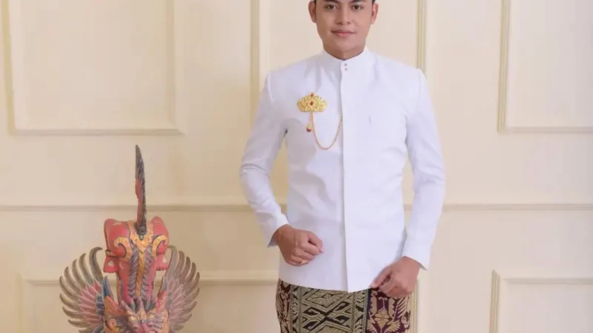 Pakaian Adat Bali